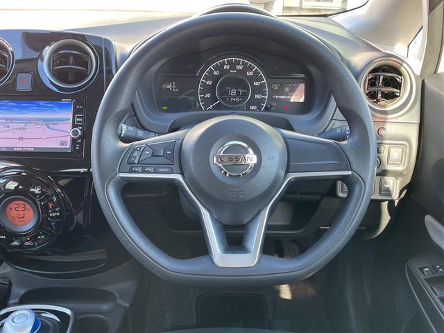 ノート ｅ－パワー　Ｘ　ワンオーナー　純正ＳＤナビ　フルセグ　アラウンドビューモニター　エマージェンシーブレーキ　レーンキープ　前後コーナーセンサー　ドアミラーヒーター　スマートルームミラー　ＬＥＤヘッドライト　フォグランプ（15枚目）