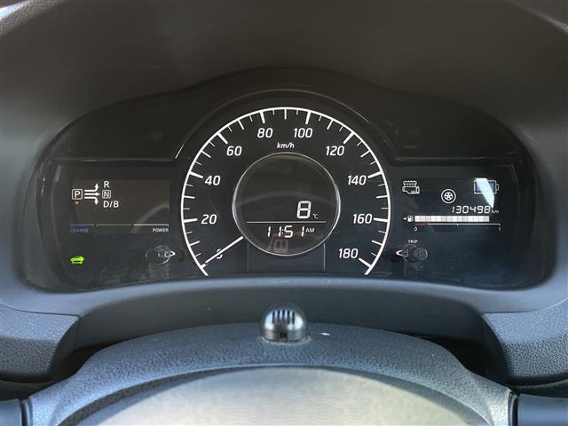 ノート ｅ－パワー　Ｘ　ワンオーナー　純正ＳＤナビ　フルセグ　アラウンドビューモニター　エマージェンシーブレーキ　レーンキープ　前後コーナーセンサー　ドアミラーヒーター　スマートルームミラー　ＬＥＤヘッドライト　フォグランプ（20枚目）