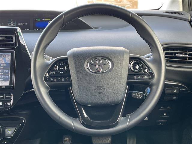 プリウス SセーフティプラスII 4WD 寒冷地仕様 純正9インチナビ フルセグ パノラミックビューモニター 純正エンスタ 衝突軽減ブレーキ 追従クルコン レーンキープ オートハイビーム LEDライト・フォグ 17AW TRDエアロ(14枚目)