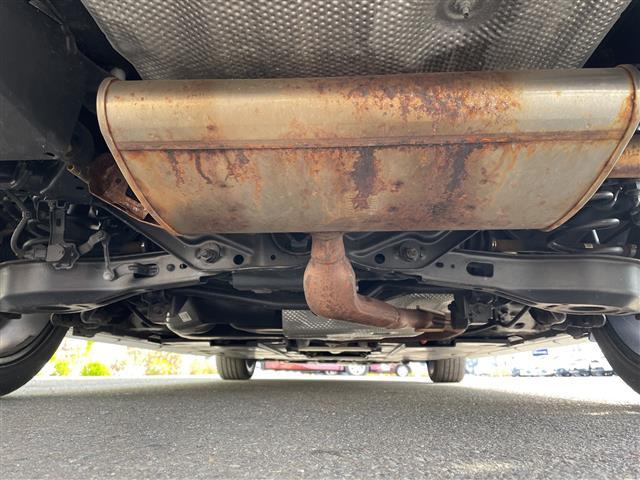 プリウス SセーフティプラスII 4WD 寒冷地仕様 純正9インチナビ フルセグ パノラミックビューモニター 純正エンスタ 衝突軽減ブレーキ 追従クルコン レーンキープ オートハイビーム LEDライト・フォグ 17AW TRDエアロ(43枚目)