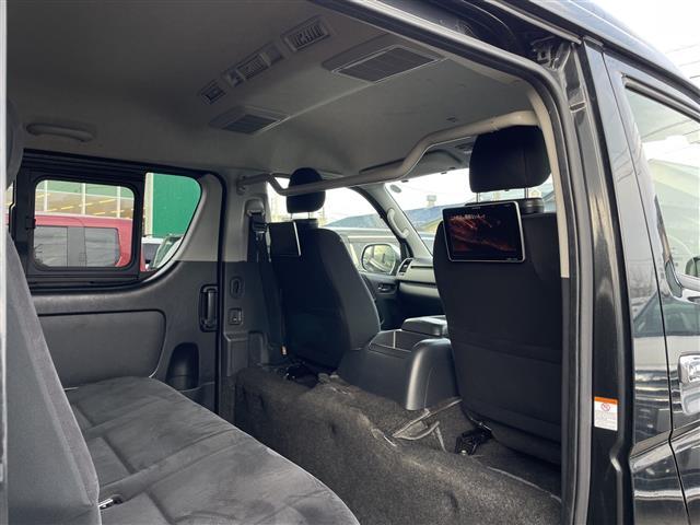 ハイエースバン スーパーGL 4WD 社外HDDナビ フルセグTV バックカメラ 後席モニター 両側スライドドアイージークローザー バンパーガード リアベッドキット LEDヘッドライト フォグランプ 社外ホイール(24枚目)