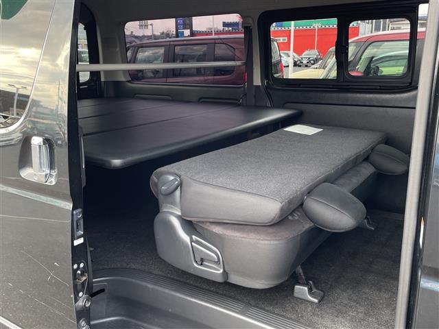 ハイエースバン スーパーGL 4WD 社外HDDナビ フルセグTV バックカメラ 後席モニター 両側スライドドアイージークローザー バンパーガード リアベッドキット LEDヘッドライト フォグランプ 社外ホイール(28枚目)
