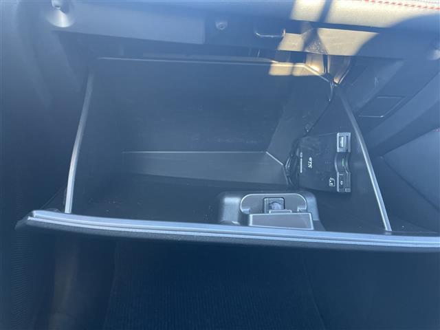 デミオ ＸＤツーリング　４ＷＤ　純正ＳＤナビＴＶ　ヘッドアップディスプレイ　衝突軽減ブレーキ　クルコン　パドルシフト　純正エンスタ　ＥＴＣ　ＬＥＤヘッドライト　フォグランプ　純正１６インチＡＷ　プッシュスタート　スマートキー（19枚目）