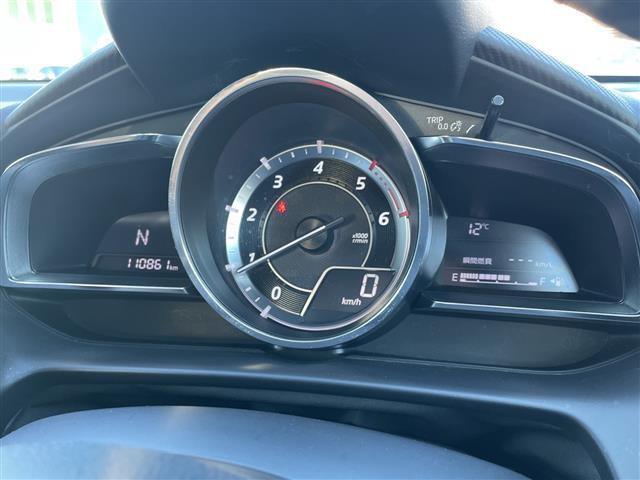 デミオ ＸＤツーリング　４ＷＤ　純正ＳＤナビＴＶ　ヘッドアップディスプレイ　衝突軽減ブレーキ　クルコン　パドルシフト　純正エンスタ　ＥＴＣ　ＬＥＤヘッドライト　フォグランプ　純正１６インチＡＷ　プッシュスタート　スマートキー（21枚目）