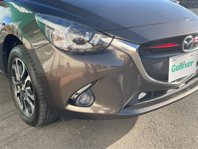 デミオ ＸＤツーリング　４ＷＤ　純正ＳＤナビＴＶ　ヘッドアップディスプレイ　衝突軽減ブレーキ　クルコン　パドルシフト　純正エンスタ　ＥＴＣ　ＬＥＤヘッドライト　フォグランプ　純正１６インチＡＷ　プッシュスタート　スマートキー（40枚目）