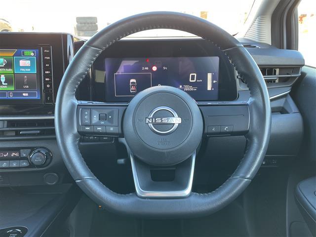 ノート X FOUR 4WD 純正9型Dオーディオ バックカメラ 前方ドラレコ エマージェンシーブレーキ 前席シートヒーター レーンキープアシスト ハイビームアシスト ステアリングヒーター ETC 前後ソナー インテリキー(13枚目)