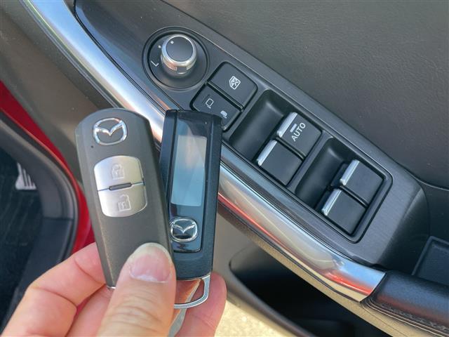 ＣＸ－５ ＸＤ　Ｌパッケージ　４ＷＤ　純正ＳＤナビＴＶ　バックカメラ　ＢＯＳＥサウンドシステム　本革シート　前席パワーシート・シートヒーター　衝突軽減ブレーキ　追従クルコン　レーンアシスト　ＥＴＣ　ＬＥＤライト　純正１９インチＡＷ（13枚目）