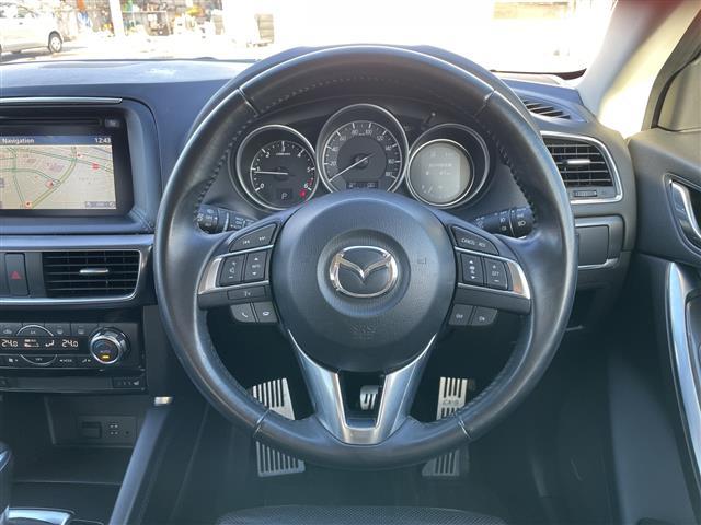 ＣＸ－５ ＸＤ　Ｌパッケージ　４ＷＤ　純正ＳＤナビＴＶ　バックカメラ　ＢＯＳＥサウンドシステム　本革シート　前席パワーシート・シートヒーター　衝突軽減ブレーキ　追従クルコン　レーンアシスト　ＥＴＣ　ＬＥＤライト　純正１９インチＡＷ（14枚目）