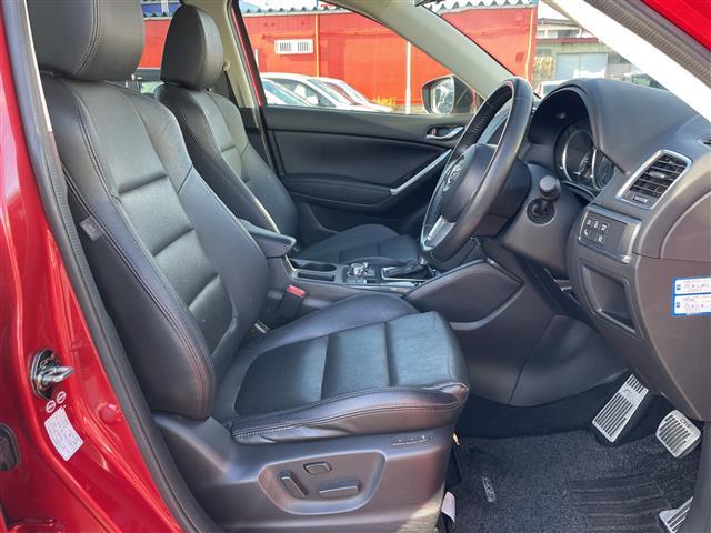 ＣＸ－５ ＸＤ　Ｌパッケージ　４ＷＤ　純正ＳＤナビＴＶ　バックカメラ　ＢＯＳＥサウンドシステム　本革シート　前席パワーシート・シートヒーター　衝突軽減ブレーキ　追従クルコン　レーンアシスト　ＥＴＣ　ＬＥＤライト　純正１９インチＡＷ（23枚目）