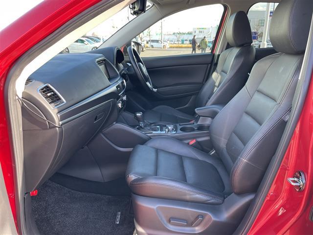 ＣＸ－５ ＸＤ　Ｌパッケージ　４ＷＤ　純正ＳＤナビＴＶ　バックカメラ　ＢＯＳＥサウンドシステム　本革シート　前席パワーシート・シートヒーター　衝突軽減ブレーキ　追従クルコン　レーンアシスト　ＥＴＣ　ＬＥＤライト　純正１９インチＡＷ（24枚目）