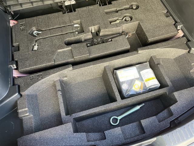 ＣＸ－５ ＸＤ　Ｌパッケージ　４ＷＤ　純正ＳＤナビＴＶ　バックカメラ　ＢＯＳＥサウンドシステム　本革シート　前席パワーシート・シートヒーター　衝突軽減ブレーキ　追従クルコン　レーンアシスト　ＥＴＣ　ＬＥＤライト　純正１９インチＡＷ（30枚目）