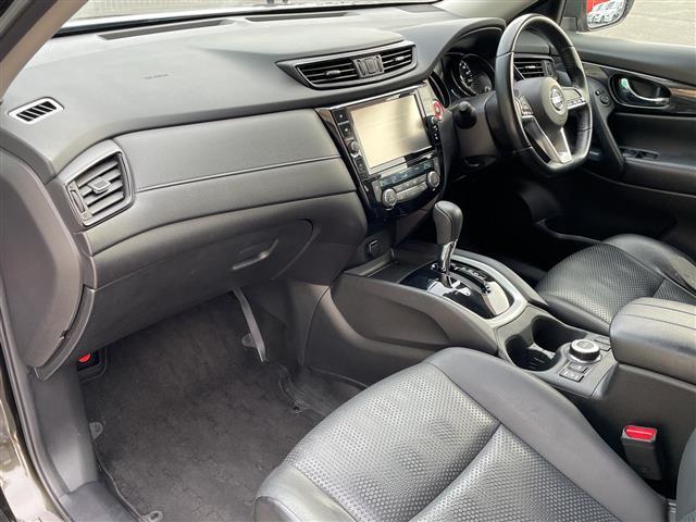 エクストレイル 20X 4WD 純正9インチナビ フルセグTV アラウンドビューモニター インテリルームミラー 前後席シートヒーター 前後ドラレコ エマージェンシーブレーキ クルコン パワーバックドア LEDライト Rレール(22枚目)