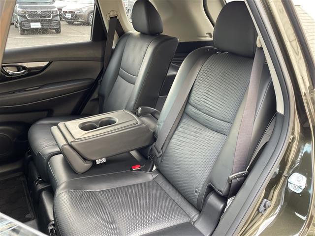 エクストレイル 20X 4WD 純正9インチナビ フルセグTV アラウンドビューモニター インテリルームミラー 前後席シートヒーター 前後ドラレコ エマージェンシーブレーキ クルコン パワーバックドア LEDライト Rレール(26枚目)