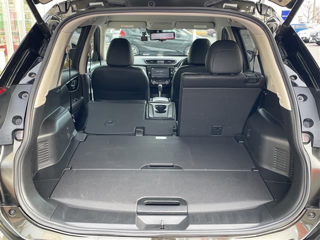 エクストレイル 20X 4WD 純正9インチナビ フルセグTV アラウンドビューモニター インテリルームミラー 前後席シートヒーター 前後ドラレコ エマージェンシーブレーキ クルコン パワーバックドア LEDライト Rレール(29枚目)