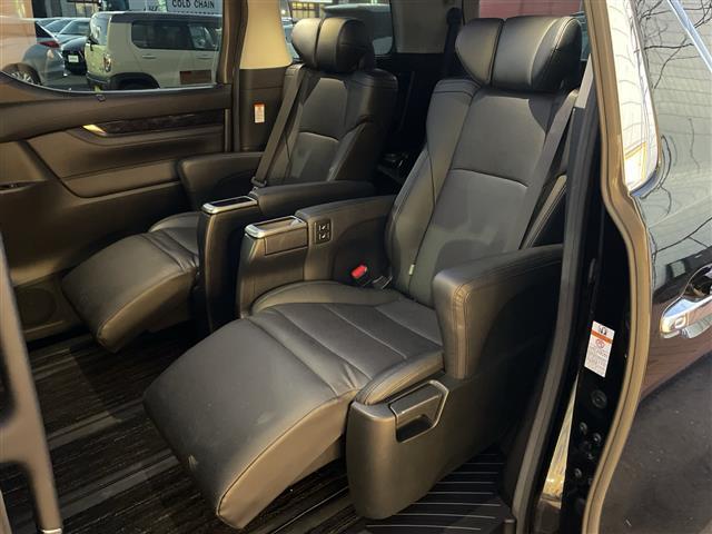 ヴェルファイア 2.5Z Gエディション BIGX11型ナビ 12.8型後席モニター ツインムーンルーフ 黒革シート エアシート・ヒーター 両側パワースライドドア パワーバックドア セーフティセンス ステアリングヒーター AC100V100W(26枚目)