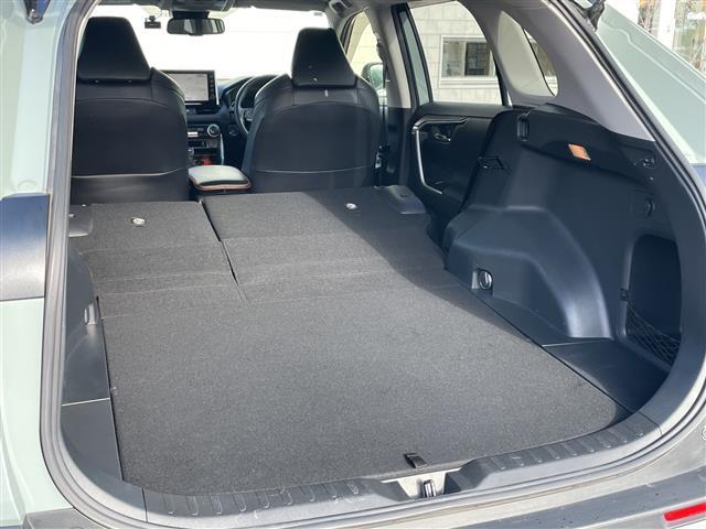 RAV4 アドベンチャー 4WD 純正9インチDAナビ パノラミックビューモニター 合皮スポーツシート 前席エアシート・ヒーター 運転席パワーシート セーフティセンス 前後ドラレコ ステアリングヒーター LEDライト 19AW(30枚目)