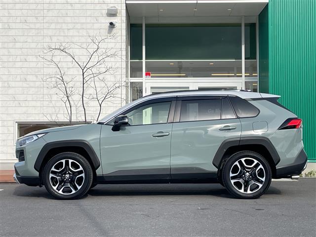 RAV4 アドベンチャー 4WD 純正9インチDAナビ パノラミックビューモニター 合皮スポーツシート 前席エアシート・ヒーター 運転席パワーシート セーフティセンス 前後ドラレコ ステアリングヒーター LEDライト 19AW(37枚目)