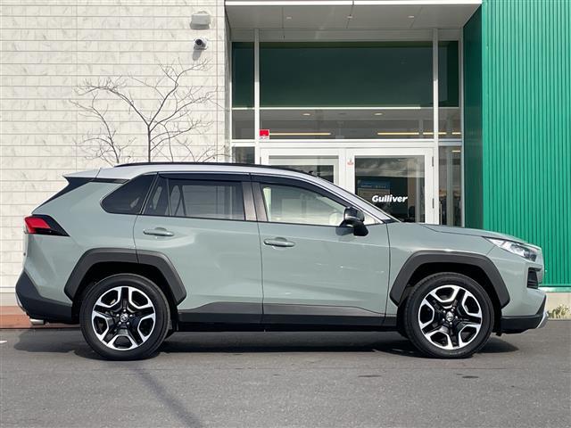 RAV4 アドベンチャー 4WD 純正9インチDAナビ パノラミックビューモニター 合皮スポーツシート 前席エアシート・ヒーター 運転席パワーシート セーフティセンス 前後ドラレコ ステアリングヒーター LEDライト 19AW(38枚目)