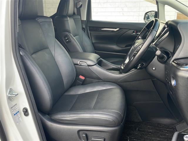 アルファードハイブリッド SR Cパッケージ 4WD 純正9インチDAナビ フルセグ 純正12.1インチフリップダウンモニター 黒革エアシート 両側電動ドア パワーバックドア セーフティセンス 社外車高調 社外20インチアルミ モデリスタエアロ(22枚目)