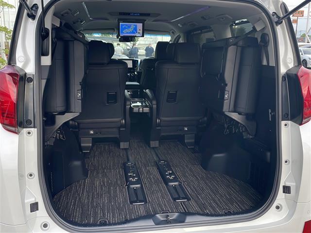 アルファードハイブリッド SR Cパッケージ 4WD 純正9インチDAナビ フルセグ 純正12.1インチフリップダウンモニター 黒革エアシート 両側電動ドア パワーバックドア セーフティセンス 社外車高調 社外20インチアルミ モデリスタエアロ(29枚目)