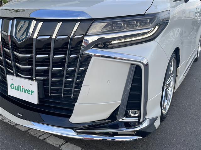 アルファードハイブリッド SR Cパッケージ 4WD 純正9インチDAナビ フルセグ 純正12.1インチフリップダウンモニター 黒革エアシート 両側電動ドア パワーバックドア セーフティセンス 社外車高調 社外20インチアルミ モデリスタエアロ(40枚目)