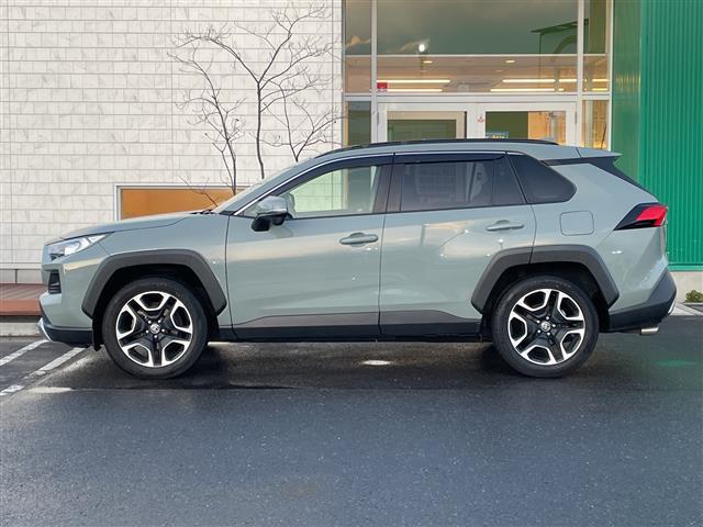 RAV4 アドベンチャー 4WD 純正9インチナビ フルセグ Bカメラ 合皮スポーツシート デジタルインナーミラー おくだけ充電 セーフティセンス 衝突軽減ブレーキ 追従クルコン オートハイビーム LEDライト 夏冬タイヤ有(36枚目)
