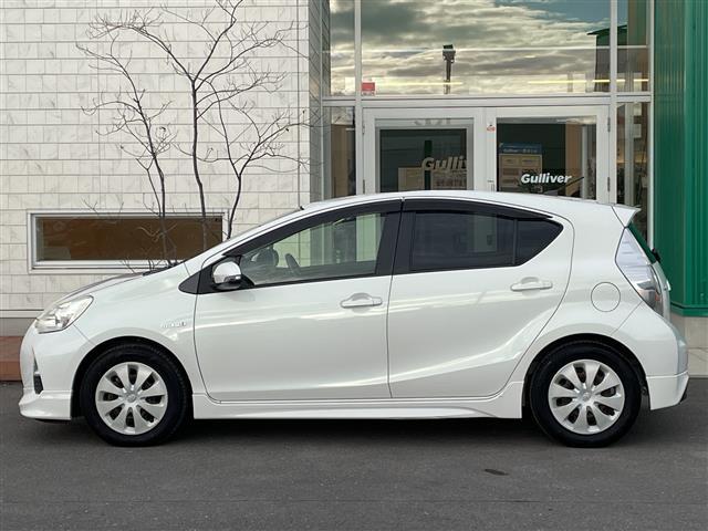 アクア Gブラックソフトレザーセレクション 純正ナビ フルセグ バックカメラ CD・DVD・Bluetooth 合皮シート 前後ドライブレコーダー スマートキー プッシュスタート オートライト ETC 純正アンダーエアロ(38枚目)