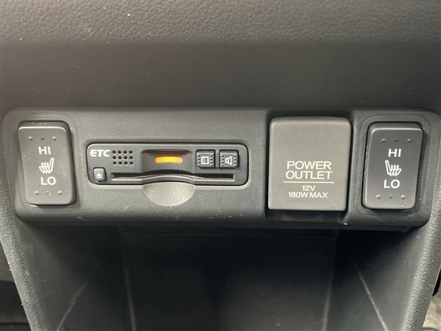 N-BOXカスタム G ターボSSブラックスタイルパッケージ 4WD ターボ 純正メモリナビ フルセグ バックカメラ 両側電動 前席シートヒーター クルコン パドルシフト 衝突軽減ブレーキ シートバックテーブル リアシートスライド HIDライト LEDフォグ(8枚目)