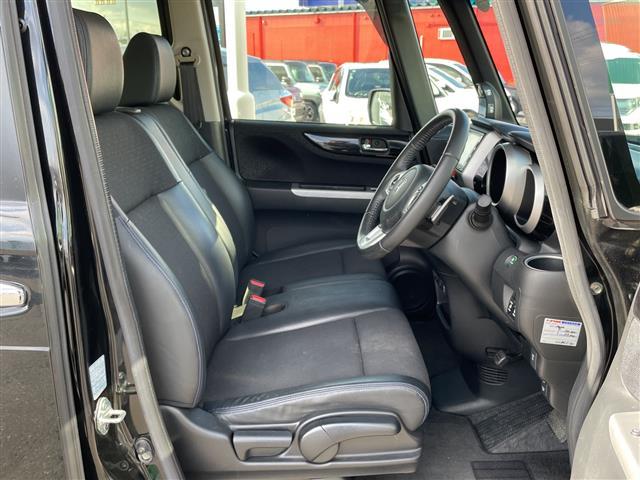 N-BOXカスタム G ターボSSブラックスタイルパッケージ 4WD ターボ 純正メモリナビ フルセグ バックカメラ 両側電動 前席シートヒーター クルコン パドルシフト 衝突軽減ブレーキ シートバックテーブル リアシートスライド HIDライト LEDフォグ(22枚目)