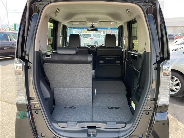 N-BOXカスタム G ターボSSブラックスタイルパッケージ 4WD ターボ 純正メモリナビ フルセグ バックカメラ 両側電動 前席シートヒーター クルコン パドルシフト 衝突軽減ブレーキ シートバックテーブル リアシートスライド HIDライト LEDフォグ(29枚目)