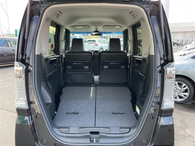 N-BOXカスタム G ターボSSブラックスタイルパッケージ 4WD ターボ 純正メモリナビ フルセグ バックカメラ 両側電動 前席シートヒーター クルコン パドルシフト 衝突軽減ブレーキ シートバックテーブル リアシートスライド HIDライト LEDフォグ(30枚目)