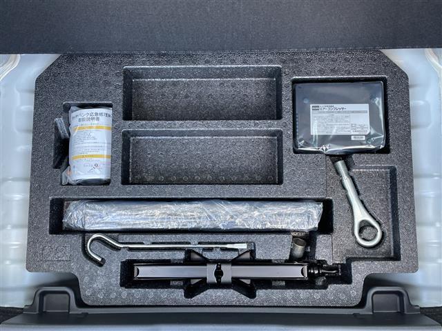 パッソ Ｘ　Ｓ　４ＷＤ　社外ナビＴＶ　ＢＴ　スマアシＩＩＩ　衝突回避支援ブレーキ　車線逸脱警報　前後誤発進抑制　オートハイビーム　前後ソナー　ＥＴＣ　オートライト　プッシュスタート　スマートキー　純正１４インチＳＷ（40枚目）