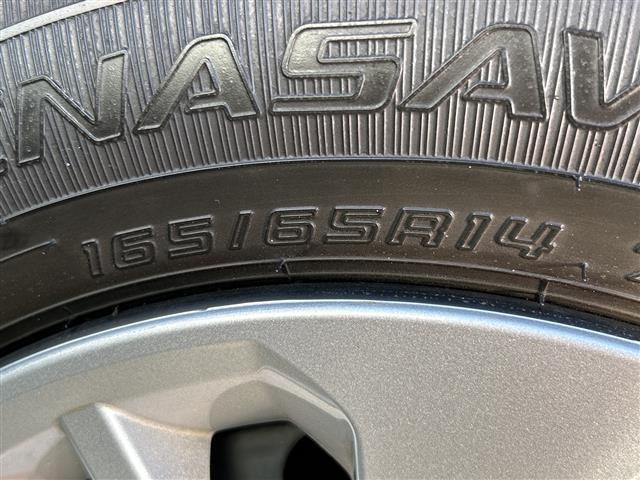 パッソ Ｘ　Ｓ　４ＷＤ　社外ナビＴＶ　ＢＴ　スマアシＩＩＩ　衝突回避支援ブレーキ　車線逸脱警報　前後誤発進抑制　オートハイビーム　前後ソナー　ＥＴＣ　オートライト　プッシュスタート　スマートキー　純正１４インチＳＷ（42枚目）