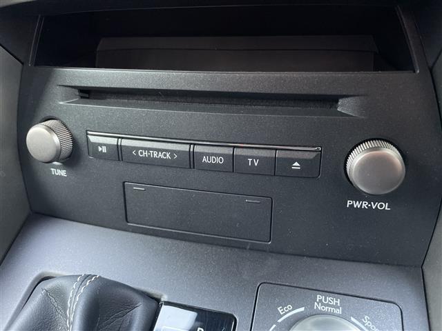 ＮＸ ＮＸ３００ｈ　バージョンＬ　１０．３インチナビ　フルセグ　Ｓ／Ｂカメラ　黒本革シート　前席エアシート　前後席パワーシート・ヒータ　パワーバックドア　ハンドルヒーター　セーフティシステムプラス　ブラインドスポットＭ　角型三眼ＬＥＤ（7枚目）