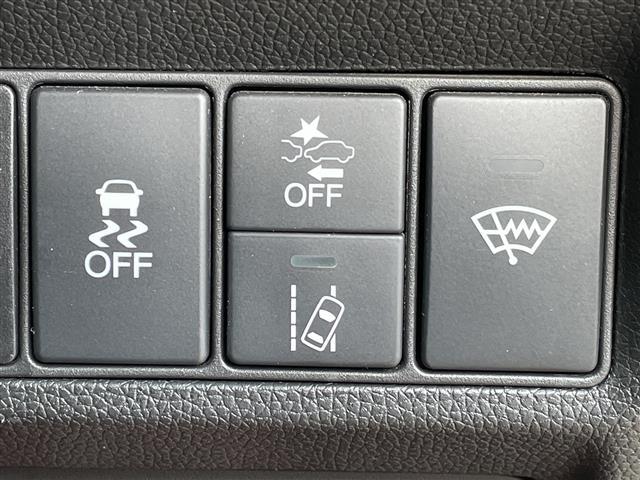 ������тm���C�P���̃K���o�[�����炱���ł��鍂������I���Q�O�Q�O�N�P���@�i���j���{�\����������������ׁi�������ÎԔ���s��̑�蔃����Ǝ҂�ΏۂƂ����u���Î����Ԕ���䐔�m���D�P�����v���j