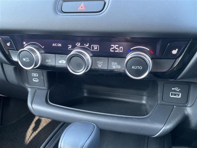 ヴェゼル ｅ：ＨＥＶ　Ｘ　４ＷＤ　寒冷地仕様　社外ナビ　フルセグ　バックカメラ　前席シートヒーター　ホンダセンシング　衝突軽減ブレーキ　追従クルコン　レーンキープ　オートハイビーム　前方ドラレコ　ＥＴＣ　ＬＥＤライト・フォグ（7枚目）