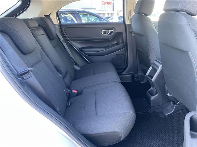 ヴェゼル ｅ：ＨＥＶ　Ｘ　４ＷＤ　寒冷地仕様　社外ナビ　フルセグ　バックカメラ　前席シートヒーター　ホンダセンシング　衝突軽減ブレーキ　追従クルコン　レーンキープ　オートハイビーム　前方ドラレコ　ＥＴＣ　ＬＥＤライト・フォグ（26枚目）