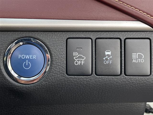 ハリアーハイブリッド プレミアム　アドバンスドパッケージ　４ＷＤ　メーカーナビ　ＪＢＬサウンド　フルセグ　パノラミックビューモニター　ムーンルーフ　ハーフレザーシート　パワーバックドア　衝突軽減ブレーキ　追従クルコン　レーンキープ　ＬＥＤライト　純正１８ＡＷ（11枚目）