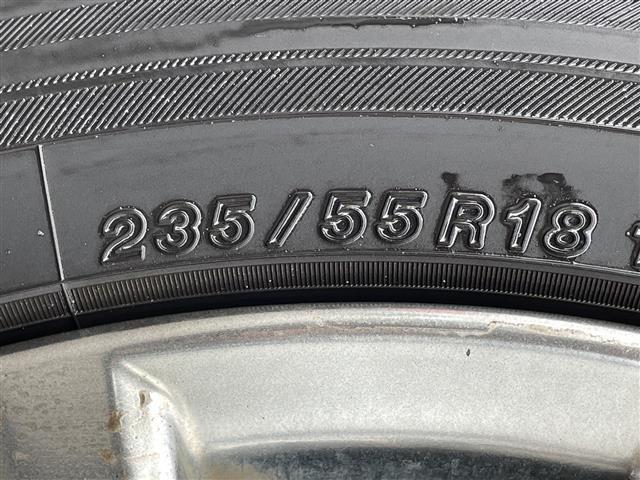 ハリアーハイブリッド プレミアム　アドバンスドパッケージ　４ＷＤ　メーカーナビ　ＪＢＬサウンド　フルセグ　パノラミックビューモニター　ムーンルーフ　ハーフレザーシート　パワーバックドア　衝突軽減ブレーキ　追従クルコン　レーンキープ　ＬＥＤライト　純正１８ＡＷ（42枚目）