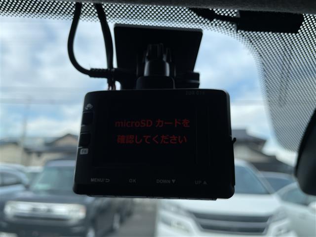 デミオ ＸＤツーリング　４ＷＤ　セーフティパッケージ　純正ＳＤナビ　フルセグ　バックカメラ　ヘッドアップディスプレイ　衝突軽減ブレーキ　クルコン　ハイビームコントロール　ブラインドスポットＭ　前後ドラレコ　ＬＥＤヘッドライト（12枚目）