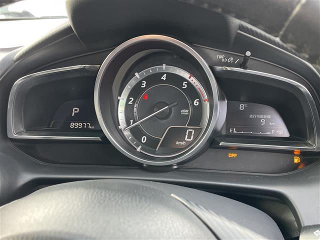 デミオ ＸＤツーリング　４ＷＤ　セーフティパッケージ　純正ＳＤナビ　フルセグ　バックカメラ　ヘッドアップディスプレイ　衝突軽減ブレーキ　クルコン　ハイビームコントロール　ブラインドスポットＭ　前後ドラレコ　ＬＥＤヘッドライト（21枚目）