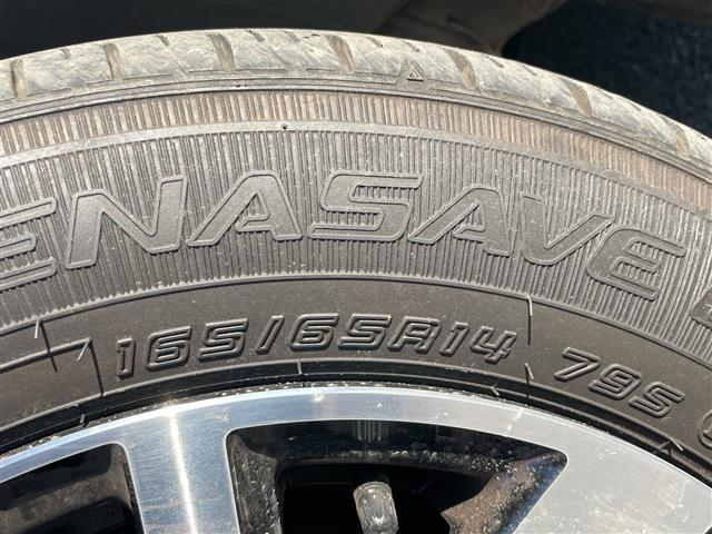 ルーミー カスタムＧ　Ｓ　４ＷＤ　純正ナビ　フルセグ　バックカメラ　両側パワースライドドア　スマアシＩＩ　衝突軽減　車線逸脱警報　誤発進抑制制御　クルーズコントロール　前席シートヒーター　ＥＴＣ　ＬＥＤランプ　純正１４ＡＷ（42枚目）