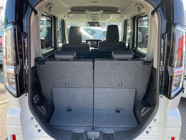 スペーシアカスタム ハイブリッドＸＳ　４ＷＤ　純正９型ナビ　全方位モニター　セーフティサポート　両側パワースライドドア　ヘッドアップディスプレイ　合皮コンビシート　前シートヒーター　ステアリングヒーター　ＬＥＤライト・フォグ　純正１５ＡＷ（30枚目）