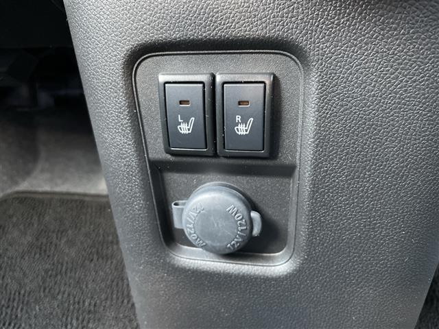 ワゴンＲ ＦＸ　４ＷＤ　セーフティサポート　ワンオーナー　社外オーディオ　前席シートヒーター　デュアルカメラブレーキサポート　車線逸脱警報機能　リアパーキングセンサー　ハイビームアシスト　プッシュスタート　純正マット（7枚目）