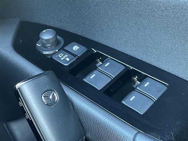 ＣＸ－５ ＸＤ　プロアクティブ　４ＷＤ　純正ＳＤコネクトナビ　フルセグＴＶ　３６０°ビューモニター　ヘッドアップディスプレイ　前席シートヒーター　運転席パワーシート　ステアリングヒーター　ブラインドスポットＭ　衝突軽減　追従クルコン（15枚目）