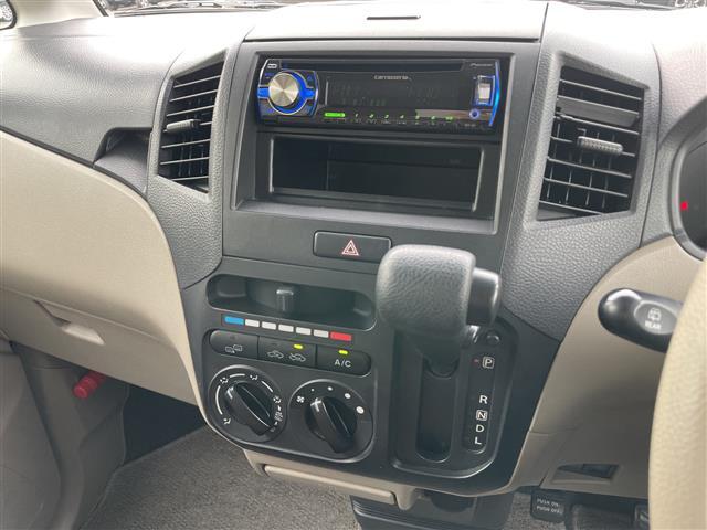 パレット リミテッドＩＩ　４ＷＤ　社外オーディオ　両側パワースライドドア　運転席シートヒーター　エンジンスターター　スマートキー　プッシュスタート　ＨＩＤヘッドライト　オートライト　純正フロアマット　スタッドレスタイヤ（3枚目）