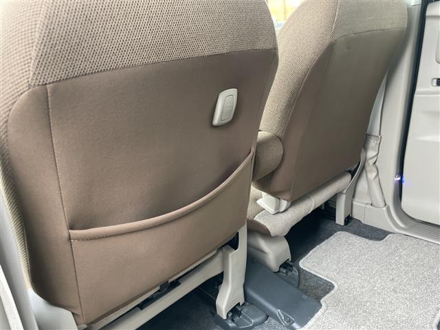 パレット リミテッドＩＩ　４ＷＤ　社外オーディオ　両側パワースライドドア　運転席シートヒーター　エンジンスターター　スマートキー　プッシュスタート　ＨＩＤヘッドライト　オートライト　純正フロアマット　スタッドレスタイヤ（24枚目）