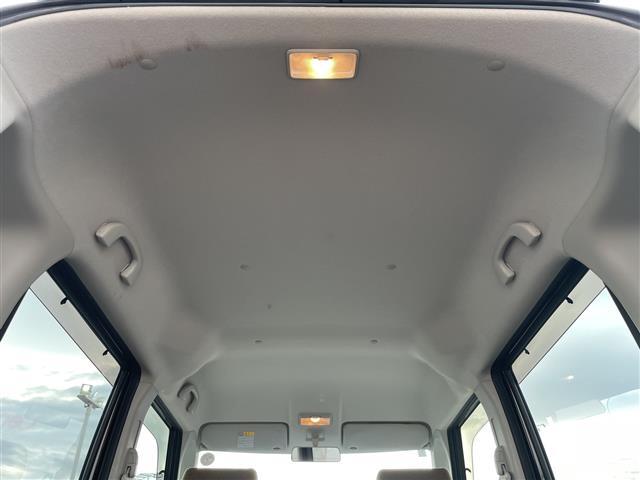 パレット リミテッドＩＩ　４ＷＤ　社外オーディオ　両側パワースライドドア　運転席シートヒーター　エンジンスターター　スマートキー　プッシュスタート　ＨＩＤヘッドライト　オートライト　純正フロアマット　スタッドレスタイヤ（31枚目）