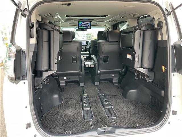 ヴェルファイアハイブリッド ＺＲ　Ｇエディション　４ＷＤ　９．２型ナビ　ＪＢＬサウンド　リアエンターテイメント　１２．１型後席モニター　ツインムーンルーフ　黒革シート　パワーバックドア　衝突軽減ブレーキ　追従クルコン　Ａハイビーム　モデリスタエアロ（30枚目）