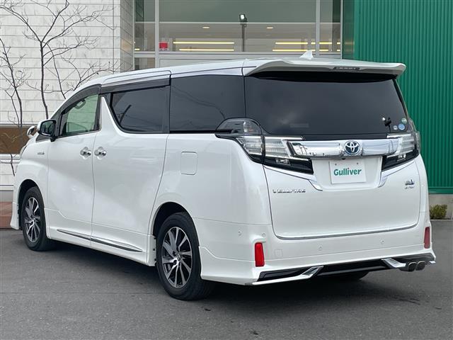 ヴェルファイアハイブリッド ＺＲ　Ｇエディション　４ＷＤ　９．２型ナビ　ＪＢＬサウンド　リアエンターテイメント　１２．１型後席モニター　ツインムーンルーフ　黒革シート　パワーバックドア　衝突軽減ブレーキ　追従クルコン　Ａハイビーム　モデリスタエアロ（37枚目）